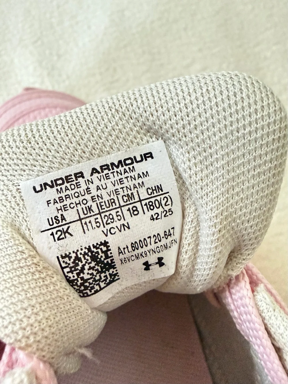 Under Armour Pink Youth Kids Softball Baseball Cleats Size 12K